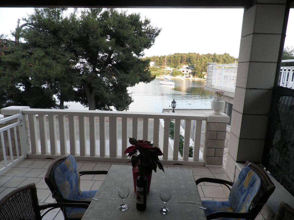 Apartments Holiday 룸바르다 외부 사진